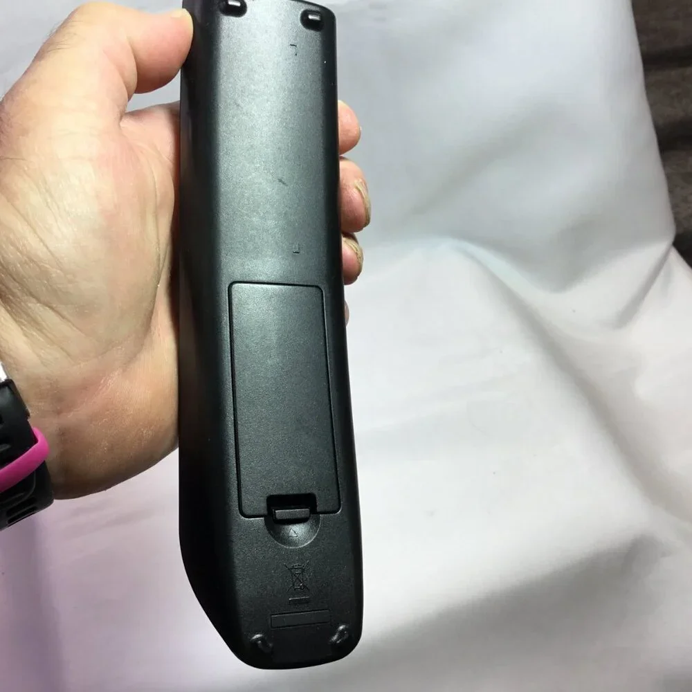 Genuine Samsung BN59-00857A Remote control - L25EMNKUY/ZA, L25EMNKUYZA, LN19B360